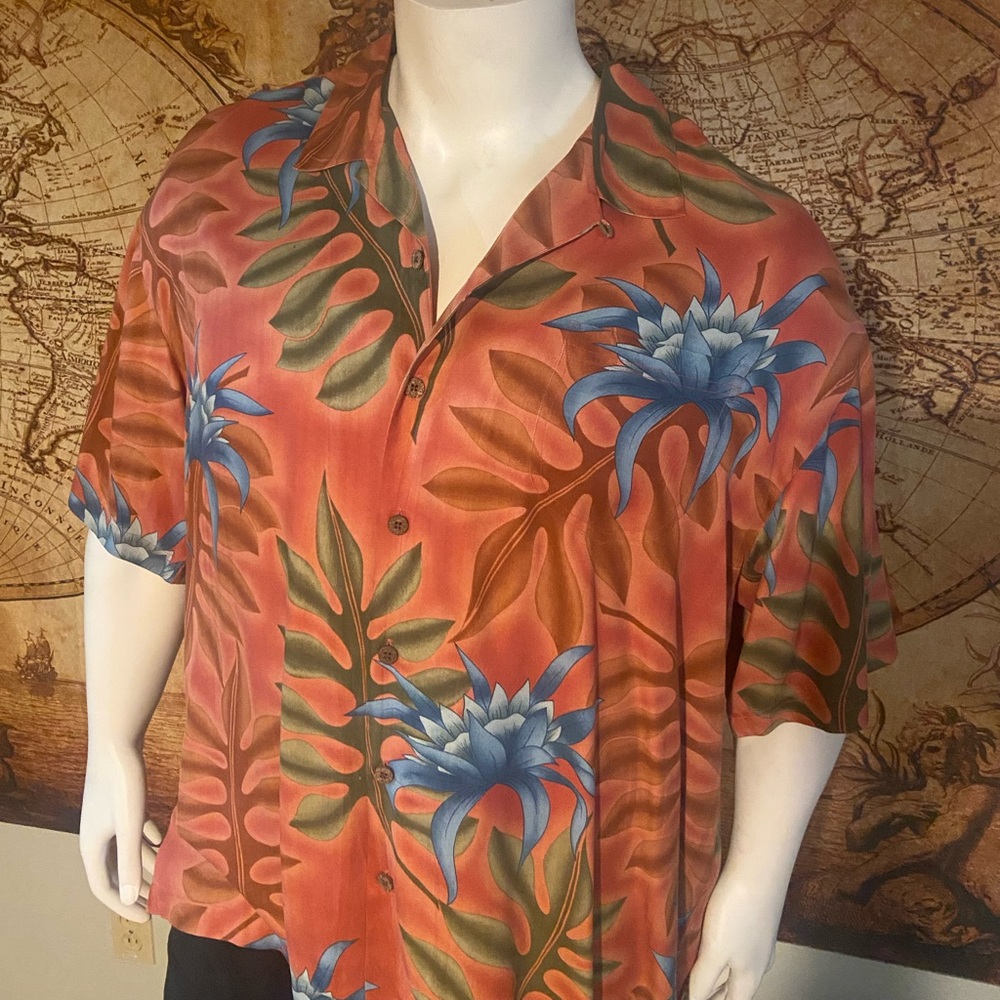 Vintage Silk Tommy Bahama button up shirts, men’s xxl